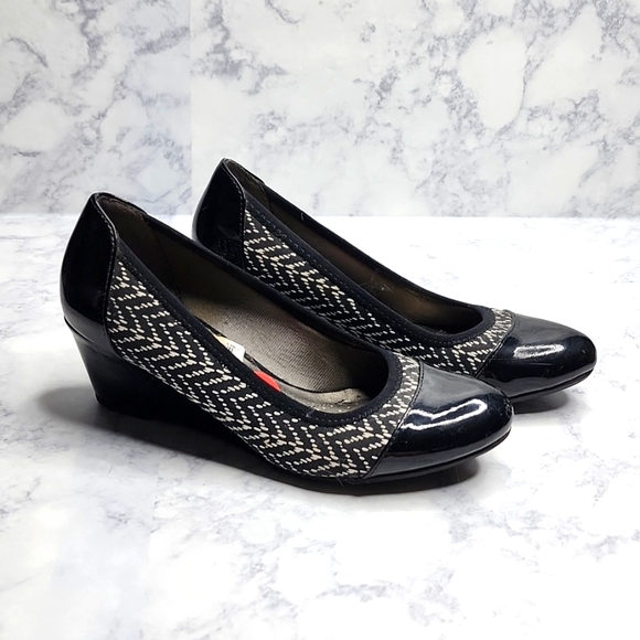 Life stride soft system flex comfort patent wedge shoes - Picture 1 of 6